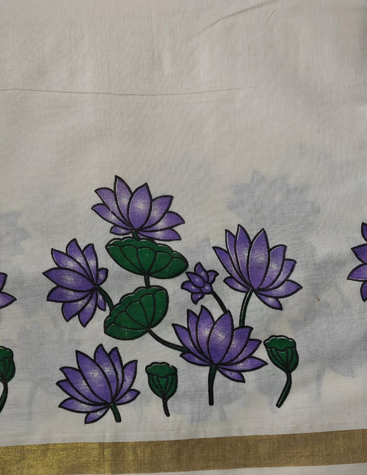 Kerala Set Saree with Lotus Floral Design