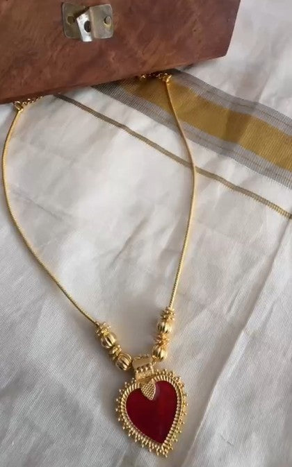 Simple Pendant Neck Chain with Red Heart locket