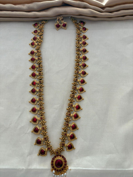 Kovai neck set with Beautiful Earrings