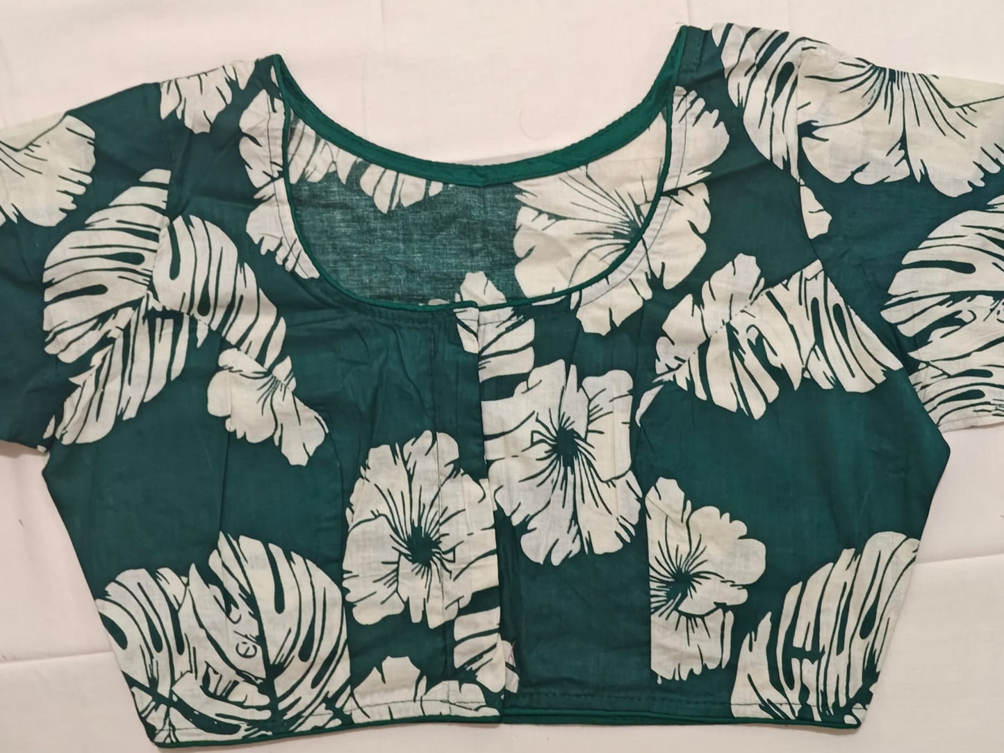 Ready Made Blouse - Sizes: 38 (alterable up to 42)