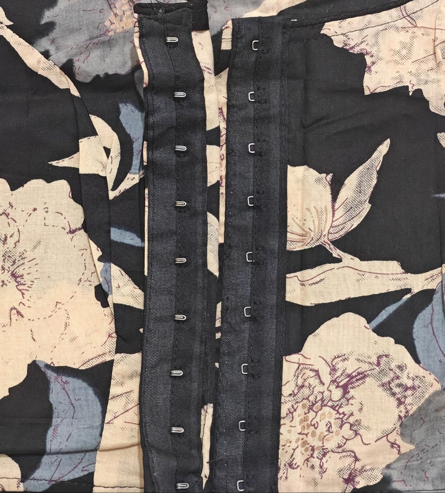 Ready Made Blouse - Sizes: 38 (alterable up to 42)