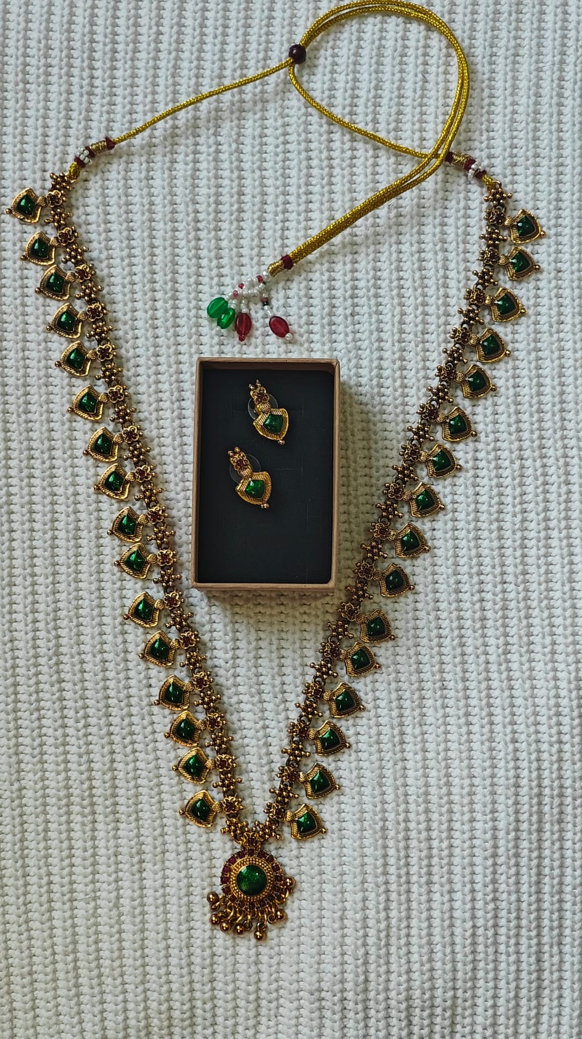 Kovai neck set with Beautiful Earrings