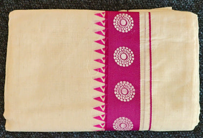 Set Mundu - Floral Print Design Pallu with 2 Inch in Magenta