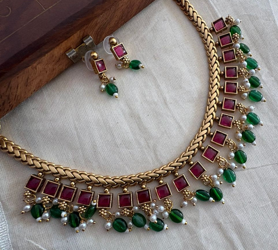 Golden Neck set with Beautiful Earrings