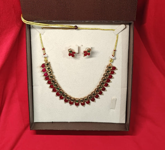 Kovai Neck Set Pink With Green Design