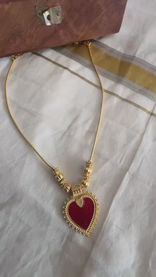 Simple Pendant Neck Chain with Red Heart locket